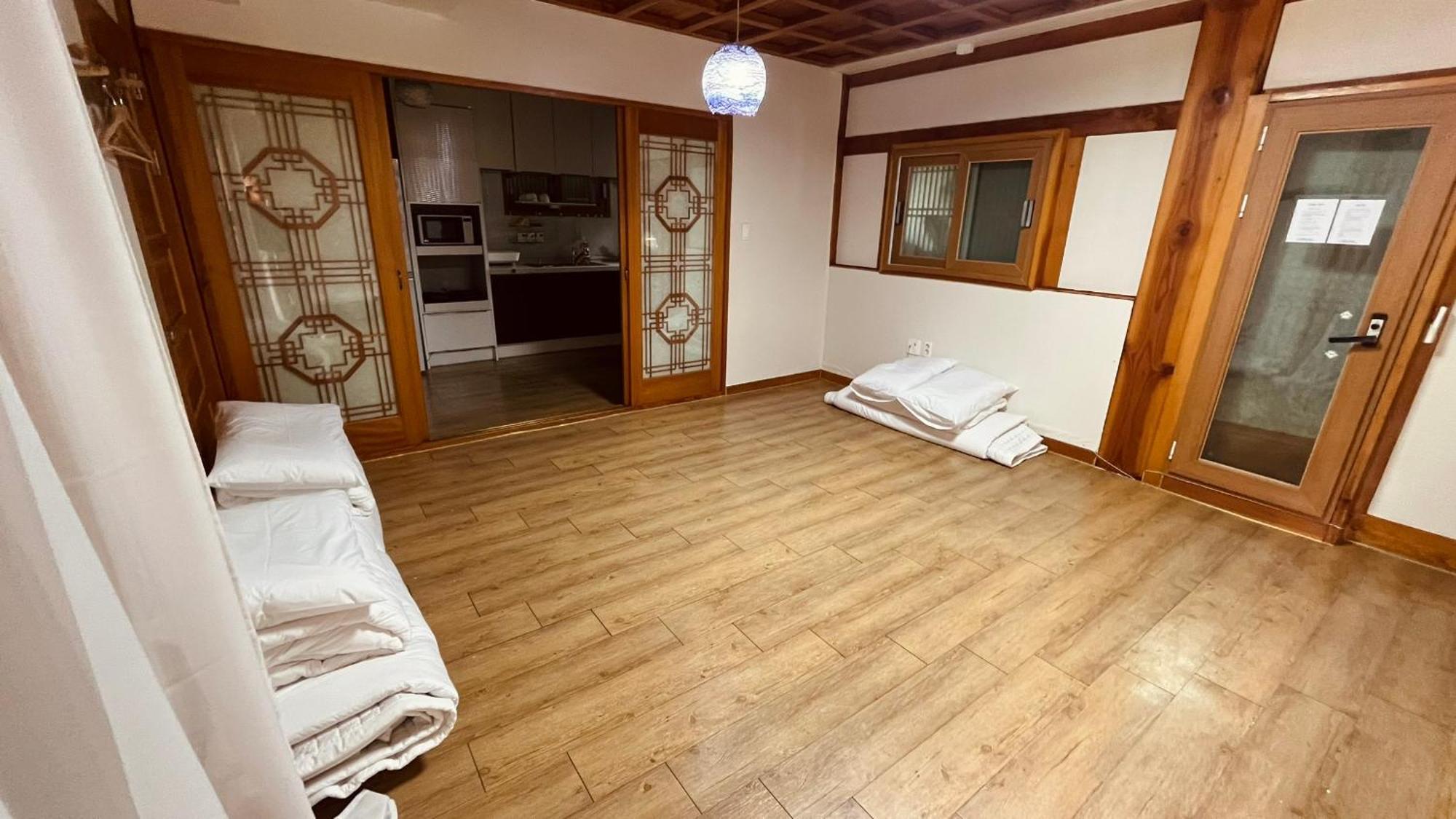 Hanji Gguljam Jeonju Exterior photo